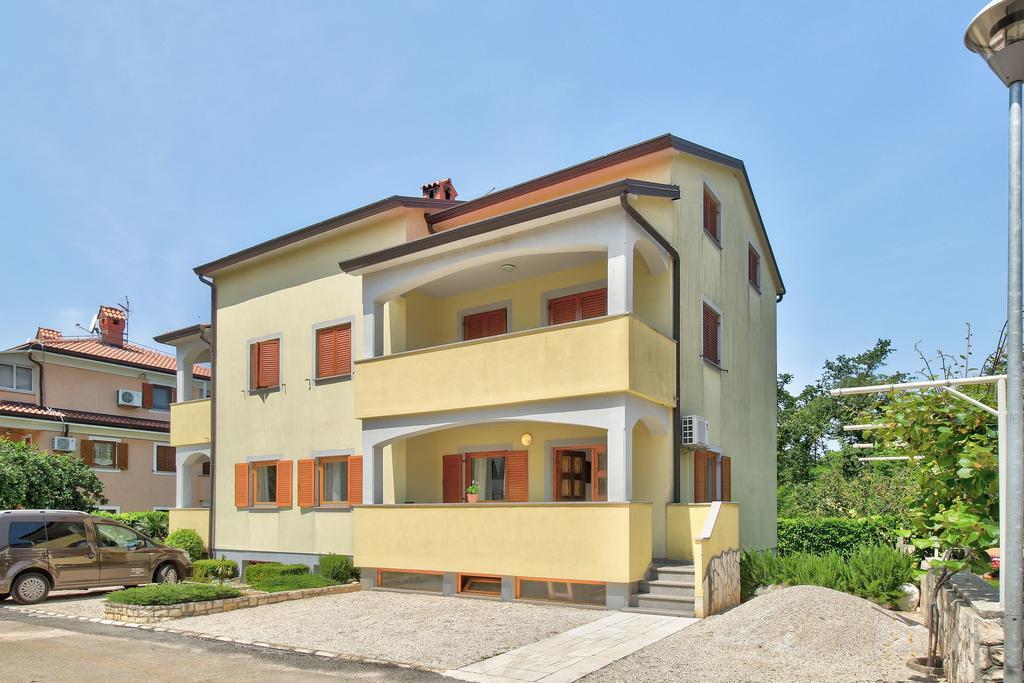 Apartments Vera Umag Extérieur photo