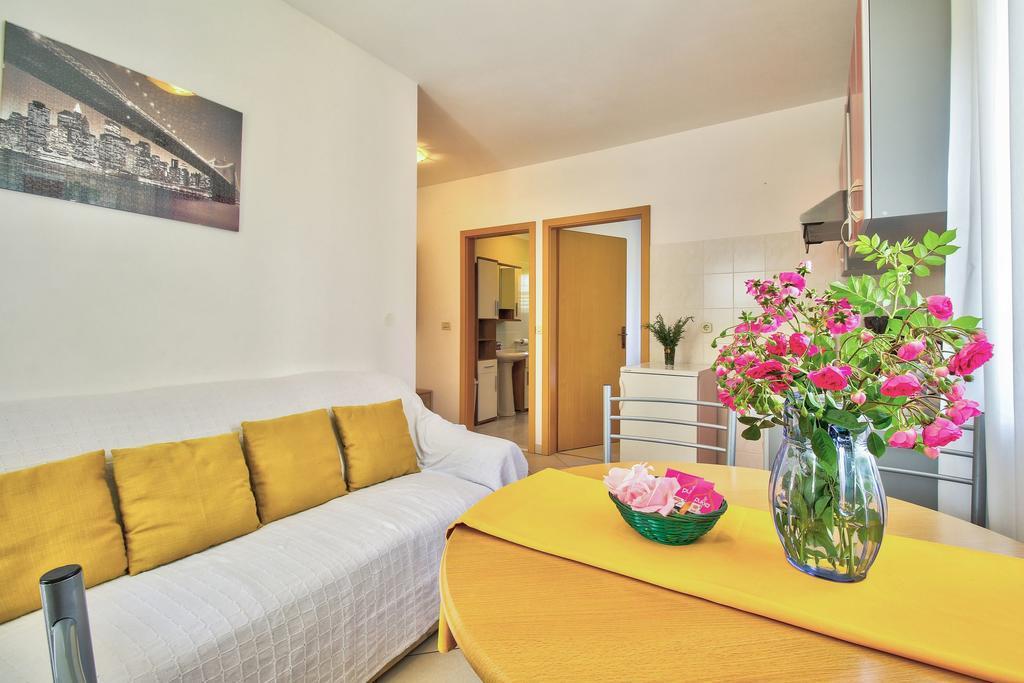 Apartments Vera Umag Extérieur photo
