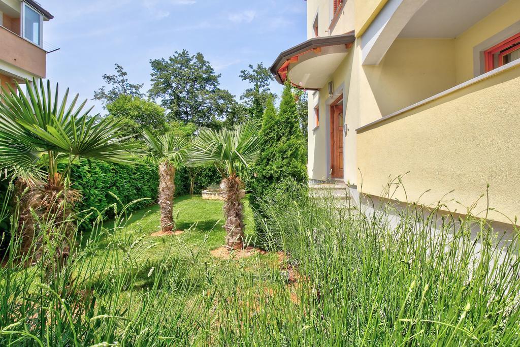 Apartments Vera Umag Extérieur photo