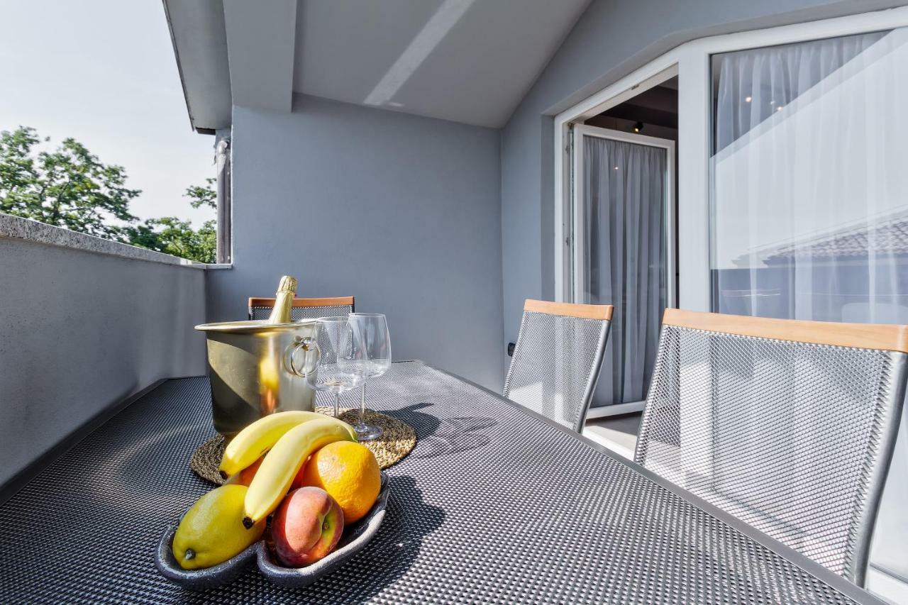 Apartments Vera Umag Extérieur photo